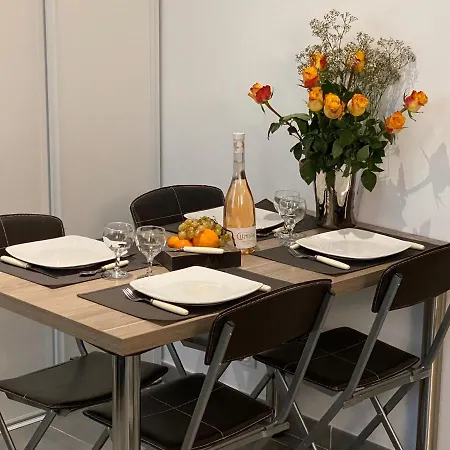 Apartamento Cannes City Suites